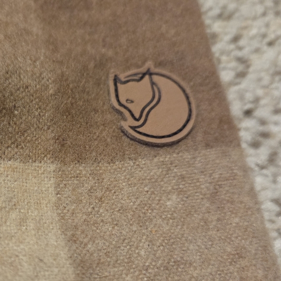 Fjallraven Women's Canada Shirt Relaxed Fit Button Down Plaid Flannel Outdoor - Picture 6 of 10